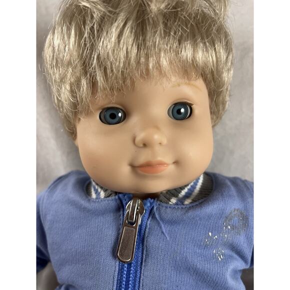 American Girl 15" Bitty Baby Twin Boy Doll Blonde Blue Eyes Tagged Track Outfit - Picture 4 of 14